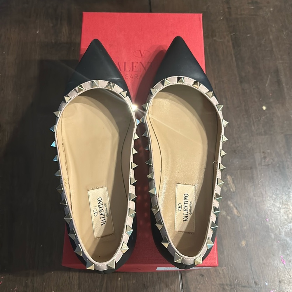 Authentic Valentino Garavani Rockstud Ballerina Flats